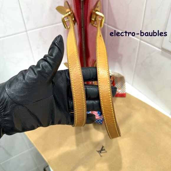 Authentic Louis Vuitton Monogram Vernis Brentwood Tote in Framboise - GUC - Picture 5 of 16